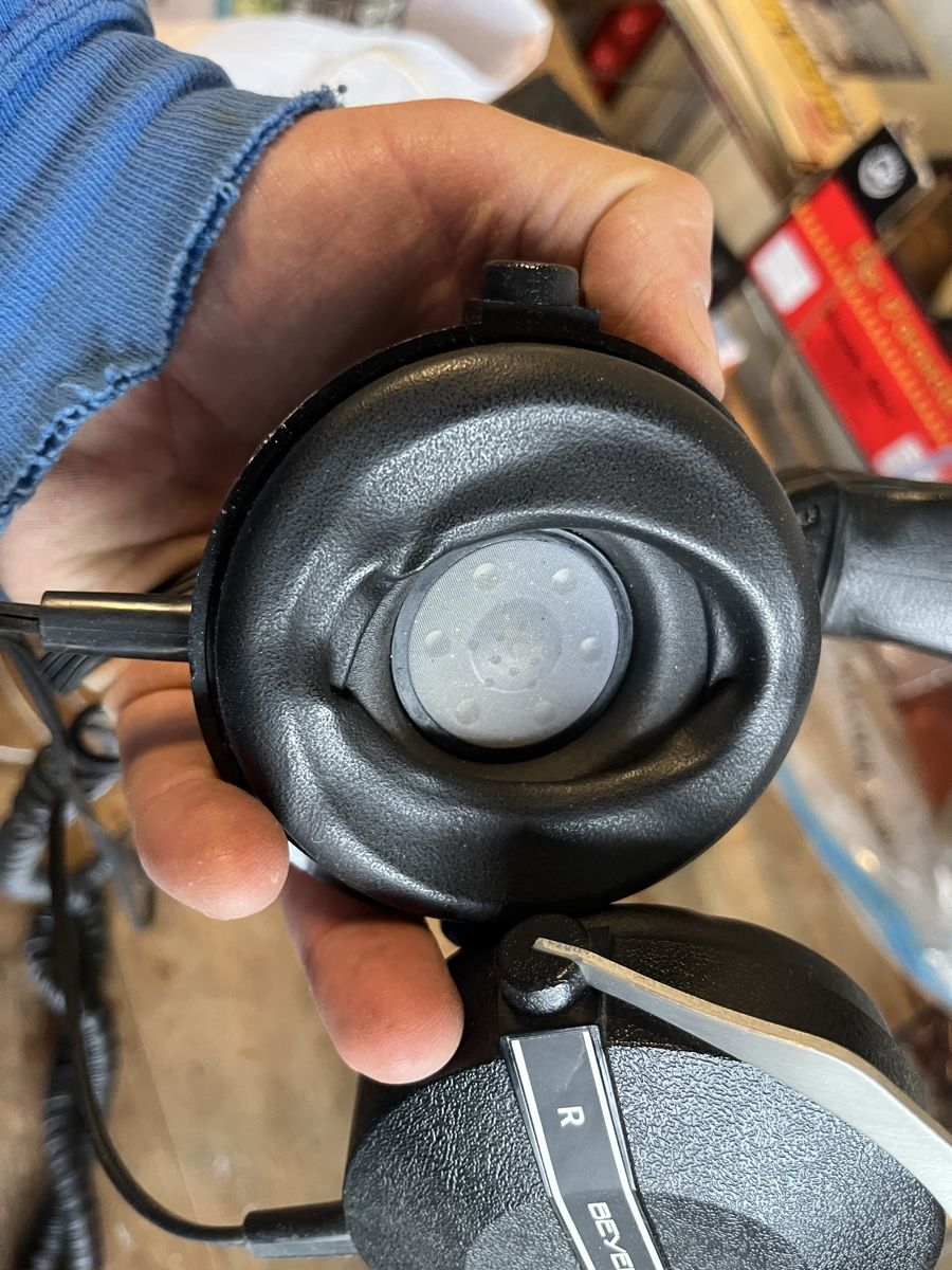 Cuffie: Kopfhörer Beyerdynamic DT 220 schwarz  – Usato da Bern venduto da fotolog111 3