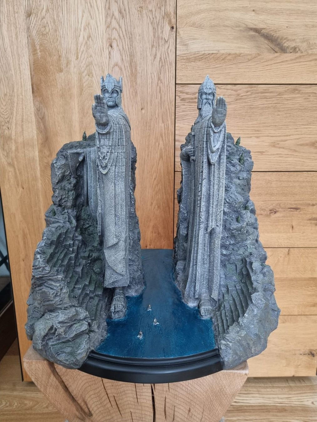 Sculture & Statue: The Argonath 2021- WETA - Herr der Ringe – Usato da Heimberg venduto da GabKbli 5