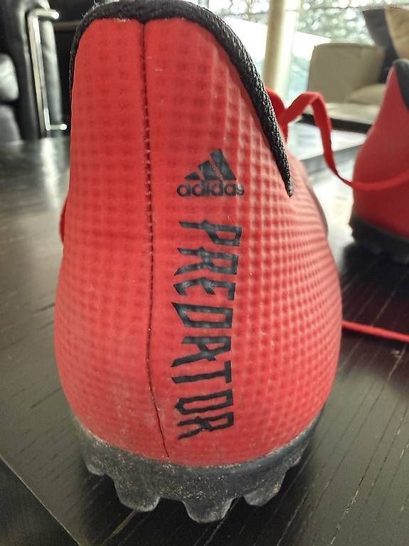 Adidas Scarpe da uomo: Adidas Predator Club Turf - 45 – Usato da Zumikon venduto da flag3 2