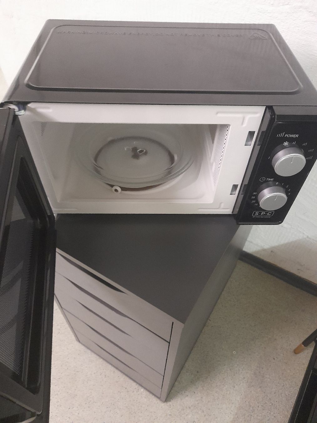 Appareils de cuisine: Mikrowelle – D'occasion à Glattbrugg par B_B 1