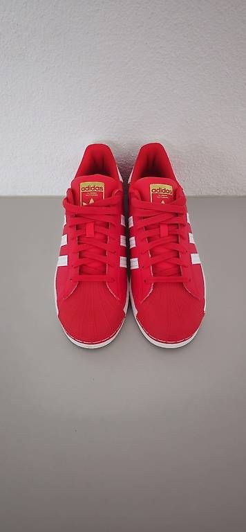 Scarpe da donna: Adidas Superstar rot weiss gold – Usato da Horw venduto da broklyn81