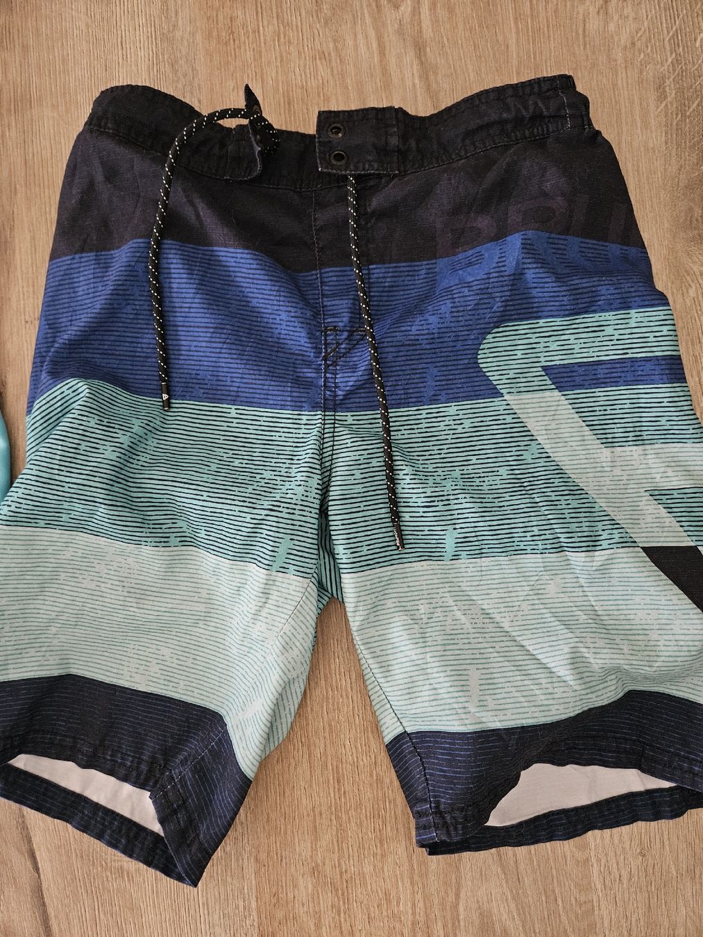 Costumi da bagno: 2 Badeshorts 146/152 – Usato da Anglikon venduto da Gidali 2