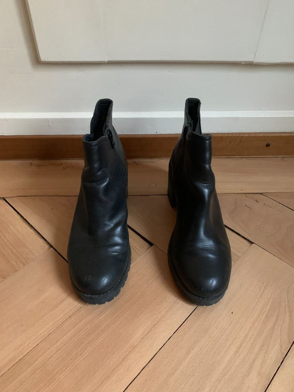 Esprit Chaussures femmes: ESPRIT - Leder Stiefelette schwarz 39 – D'occasion à Zürich par Diazaio 1