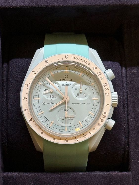 Swatch Orologi: Omega x Swatch Moonswatch Mission to Uranus mit Armband! – Usato da Kloten venduto da Nalhza