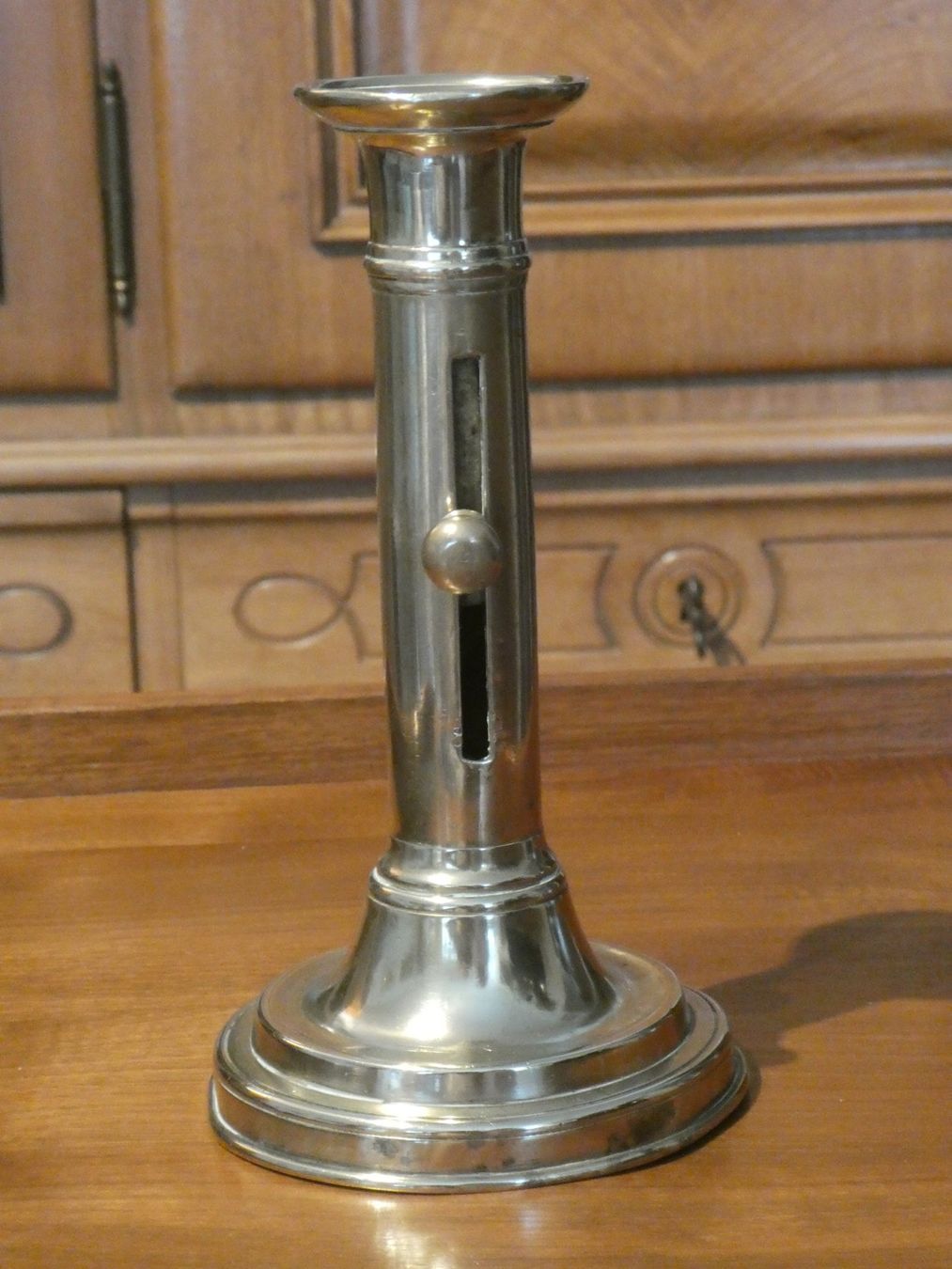 Kerzenständer: Antiker Biedermeier Kerzenständer aus Messing – Gebraucht aus Basel von Robyn 1