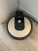 iRobot Roomba 960 Staubsaugerroboter inkl. Ladestation