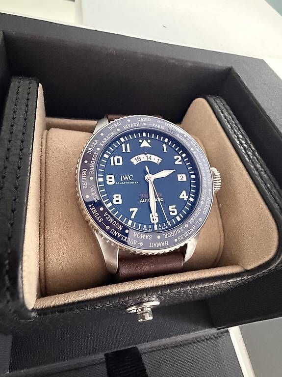 IWC Orologi: IWC Pilot Timezoner – Usato da Zürich venduto da timeio-swapwatch 2
