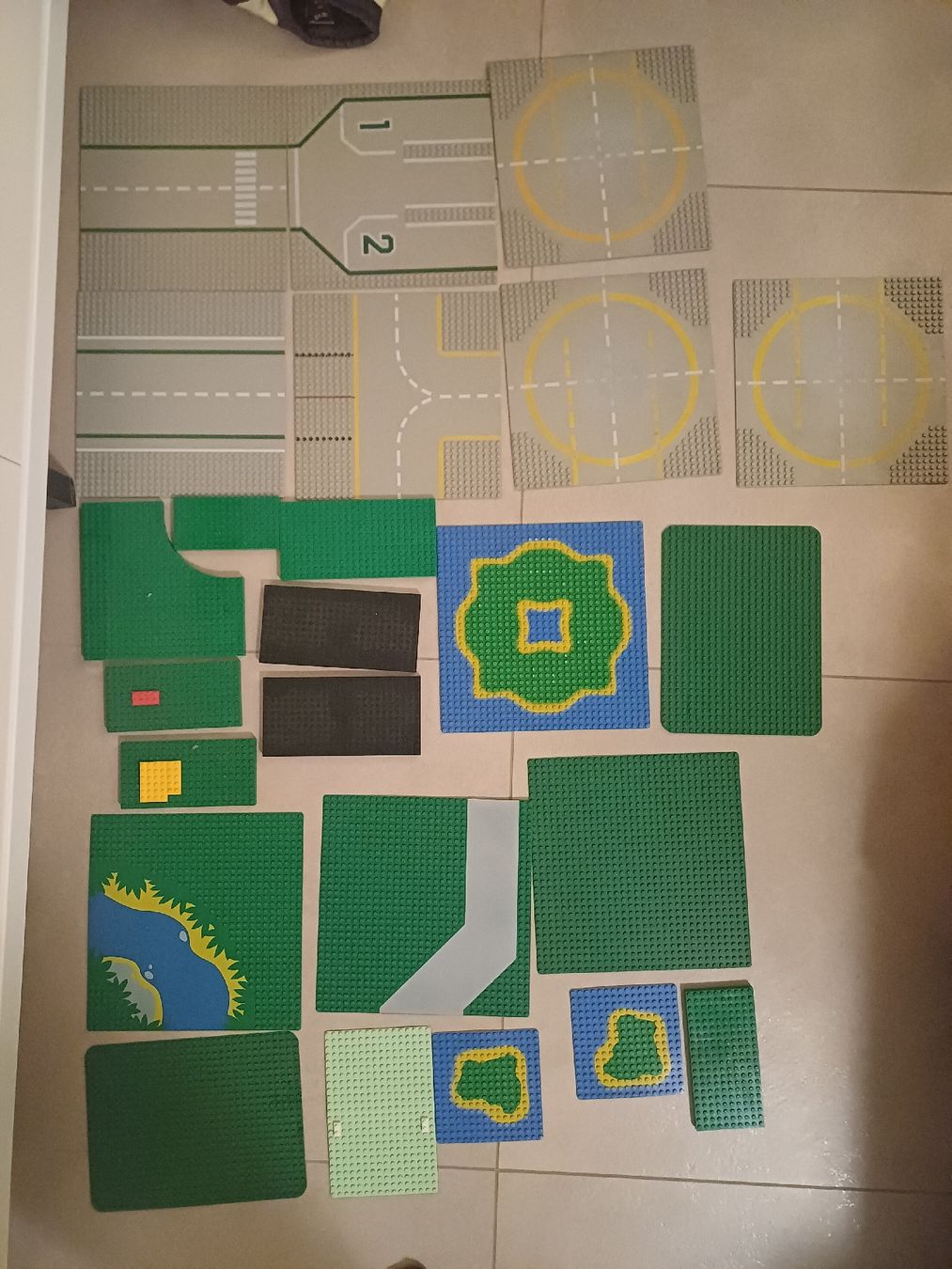 Lego Kit di costruzioni: Lego piastre base originali vintage – Usato da Minusio venduto da ele_gp89