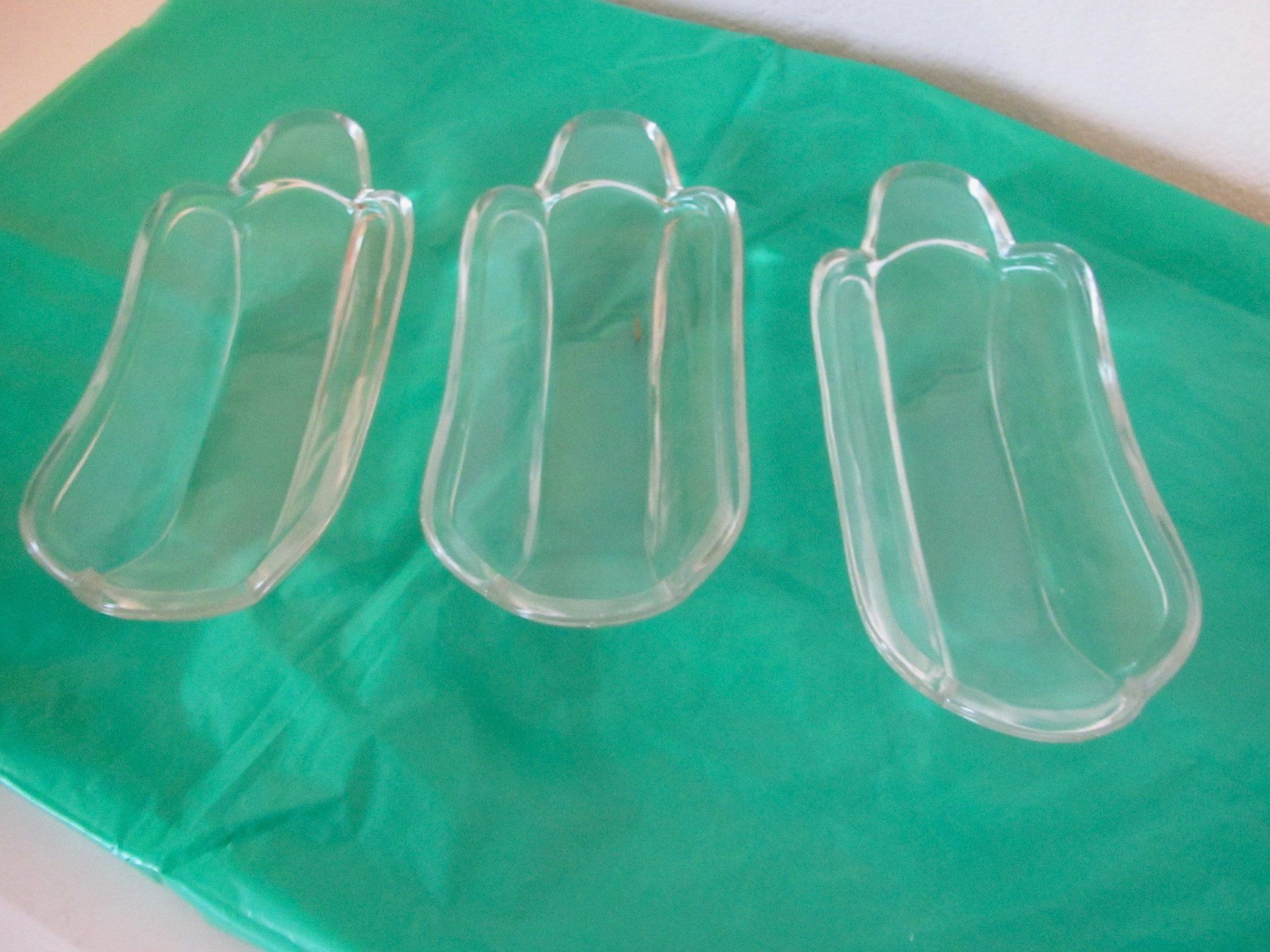Piatti di portata: 3 RAVIERS EN VERRE – Usato da Murten venduto da Selliot