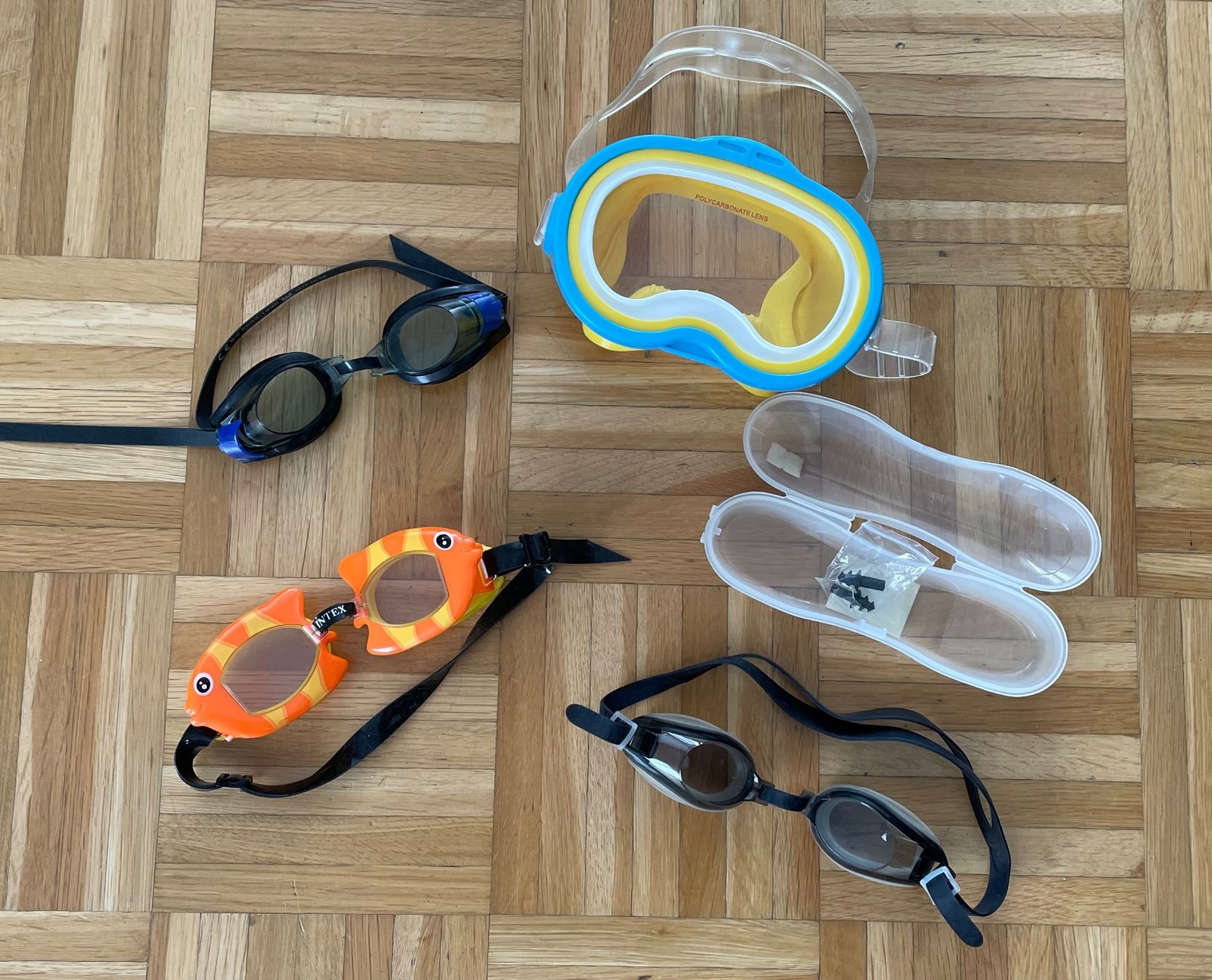 Schwimmbad: Set: Schnorchelmasken Taucherbrille – Gebraucht aus Rüfenacht BE von lavok 1