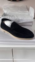Loafer aus schwarzem Kalbsleder, NEU