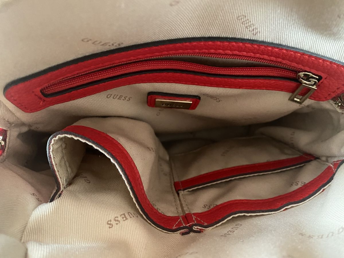 Guess Rucksäcke: Guess Rucksack – Gebraucht aus Dachsen von Pfotenglueck 2
