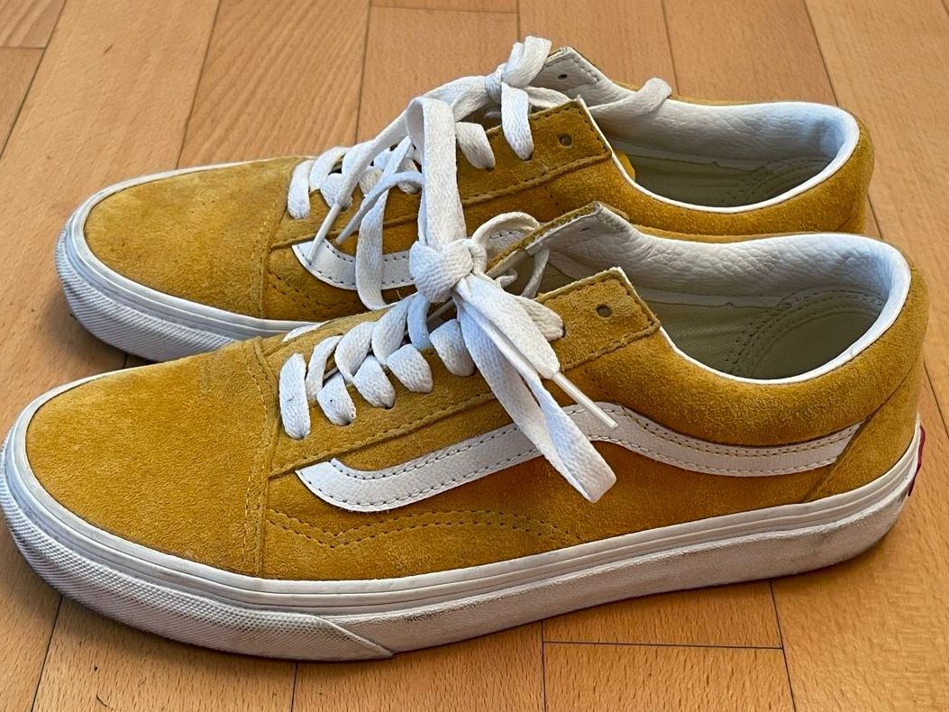 Vans Damenschuhe: Vans Suede mustard yellow 38.5 – Gebraucht aus Castagnola von Car2X2N