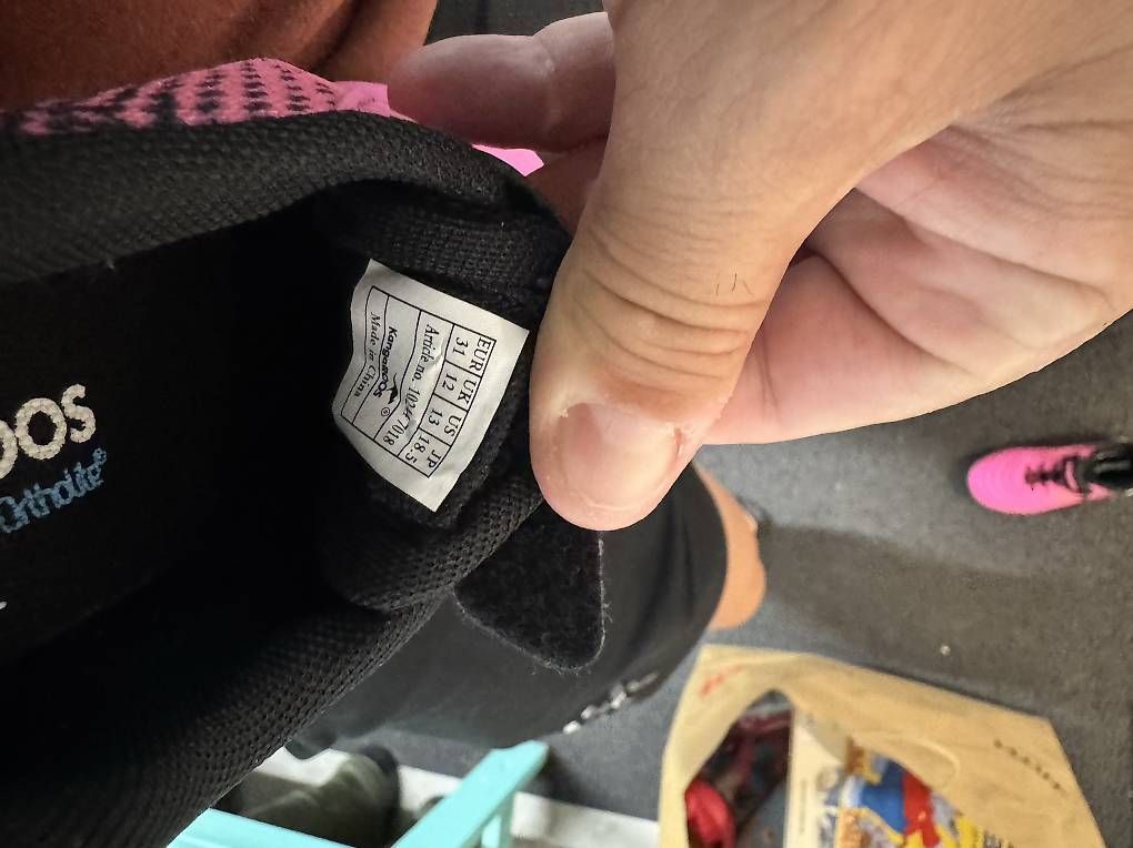Scarpe per ragazzi: Hallenschuhe Grösse 31 – Nuovo e nell'imballaggio originale da Solothurn venduto da kaankk 1