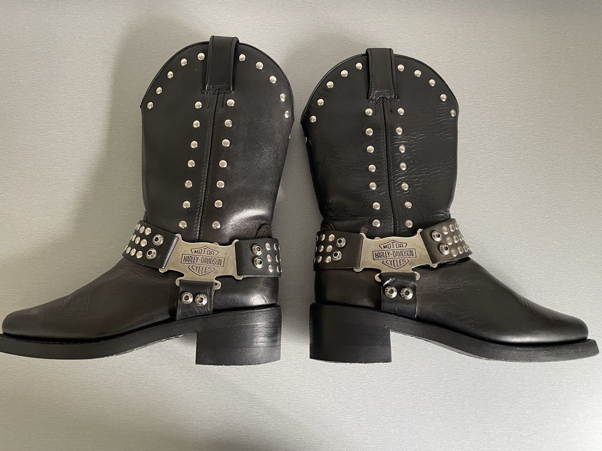Harley-Davidson Scarpe da donna: Schwarze Harley Davidson Lederstiefel, Grösse 36 1/2 – Usato da St. Moritz venduto da cri_h9tt 1