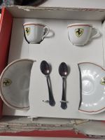 Ferrari Kaffeetassenset mit Löffel und Untertassen 4tlg