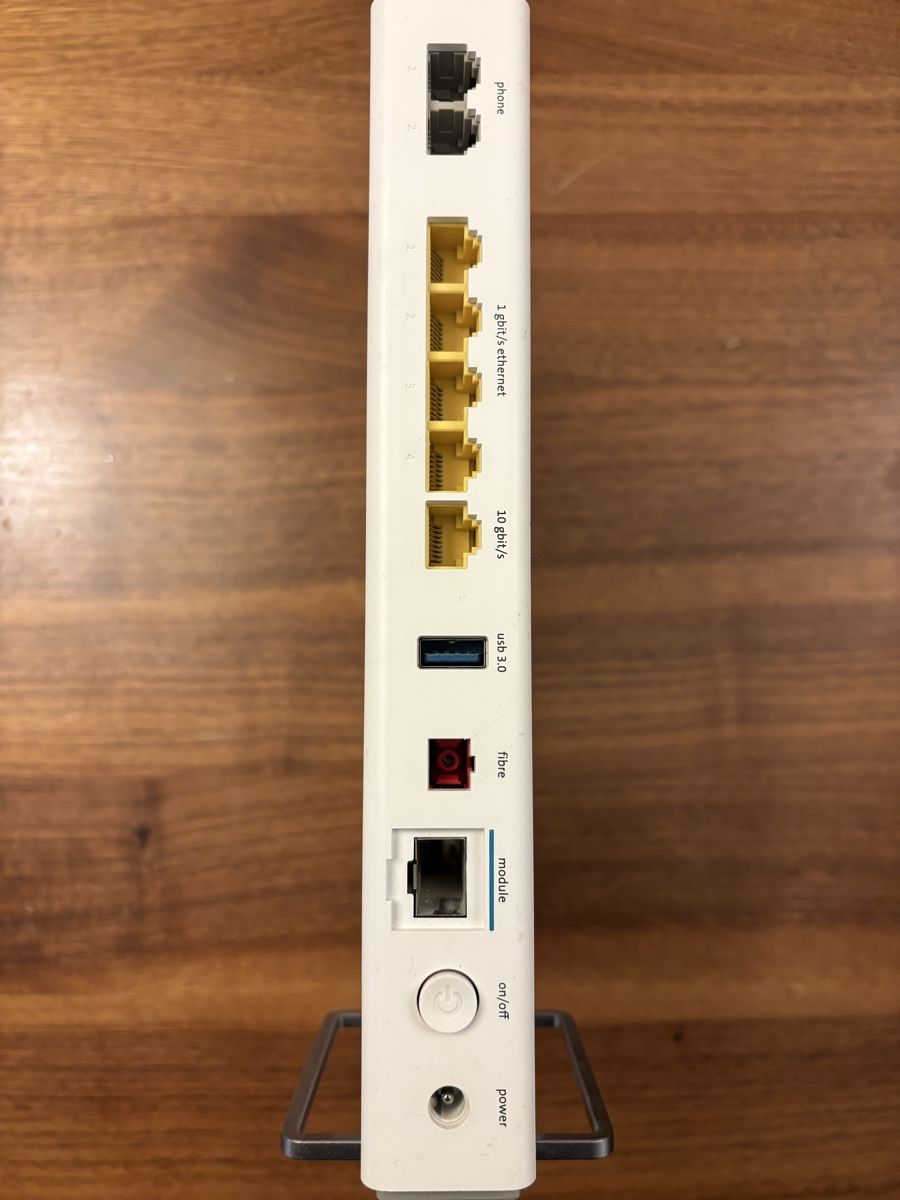 Swisscom Modems & Router: Router/WLAN Internet-Box 4 – Gebraucht aus Zürich von meta_q 2