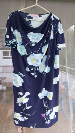 Kleid LEONARD PARIS, CH-Gr.42,190 Fr.,NP 1800 Fr.