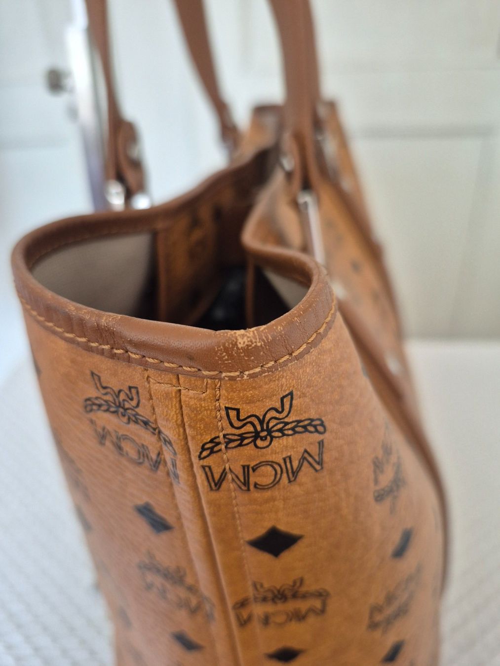 Mcm Sacs femmes: MCM Shopper Size M – D'occasion à Dottikon par Pega7 7