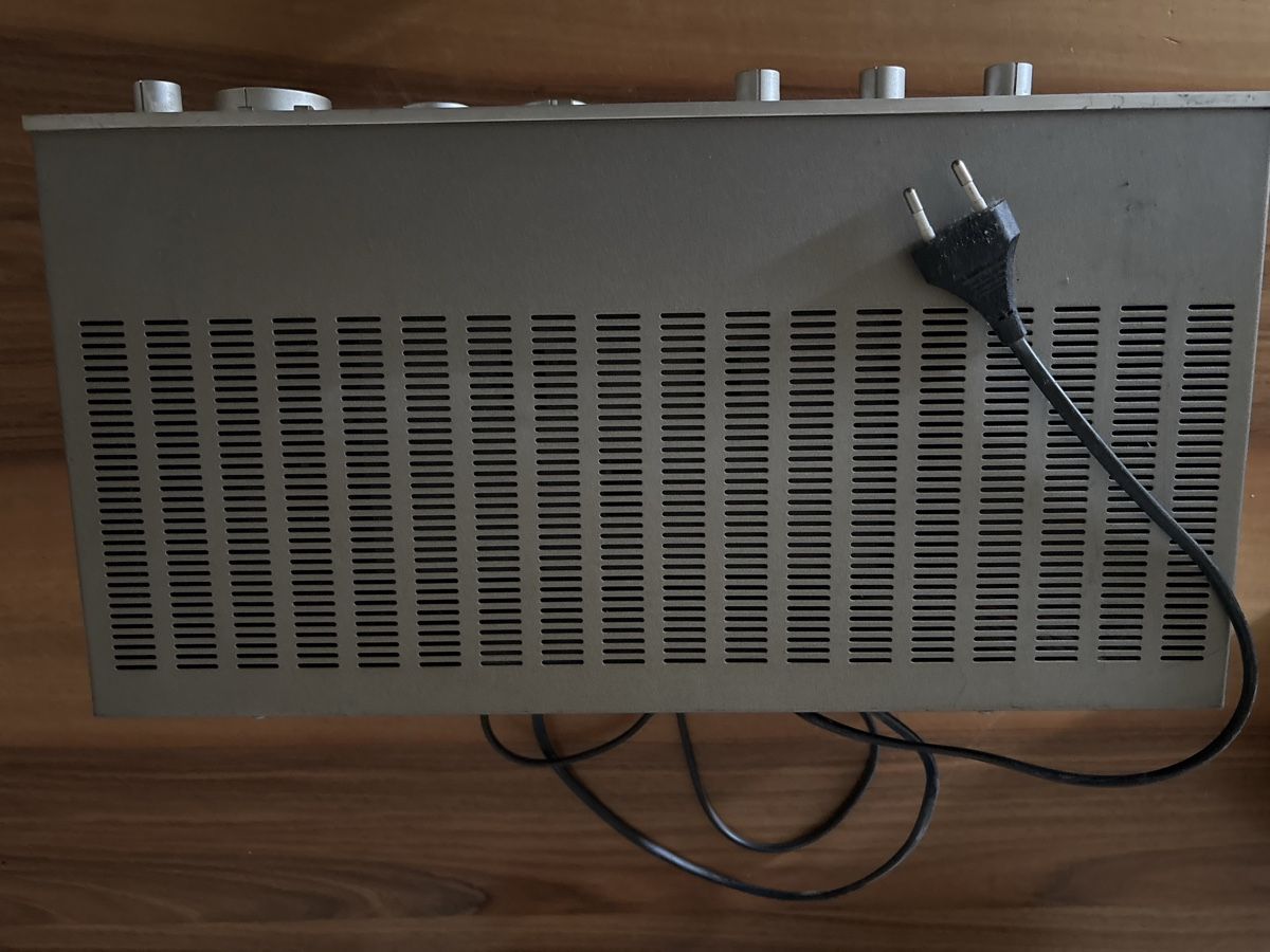 Technics Amplificatori: Technics SU-8055 Stereo Integrated DC Amplifier gebraucht – Usato da st.gallen venduto da Garagen_Verkauf 1