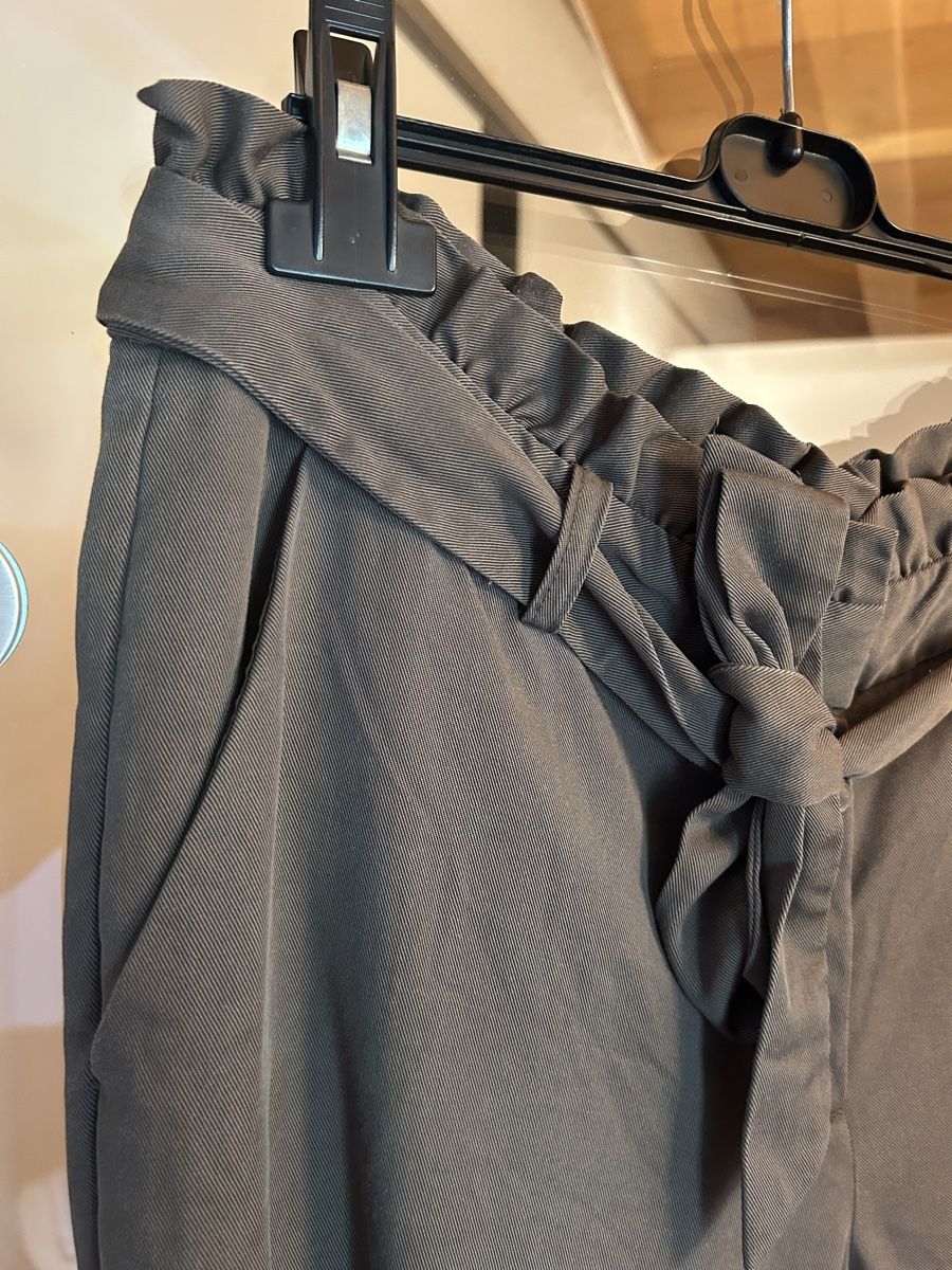Pantaloni: Damen-Hose von Comma – Usato da Kirchberg BE venduto da chr_w7tl 4