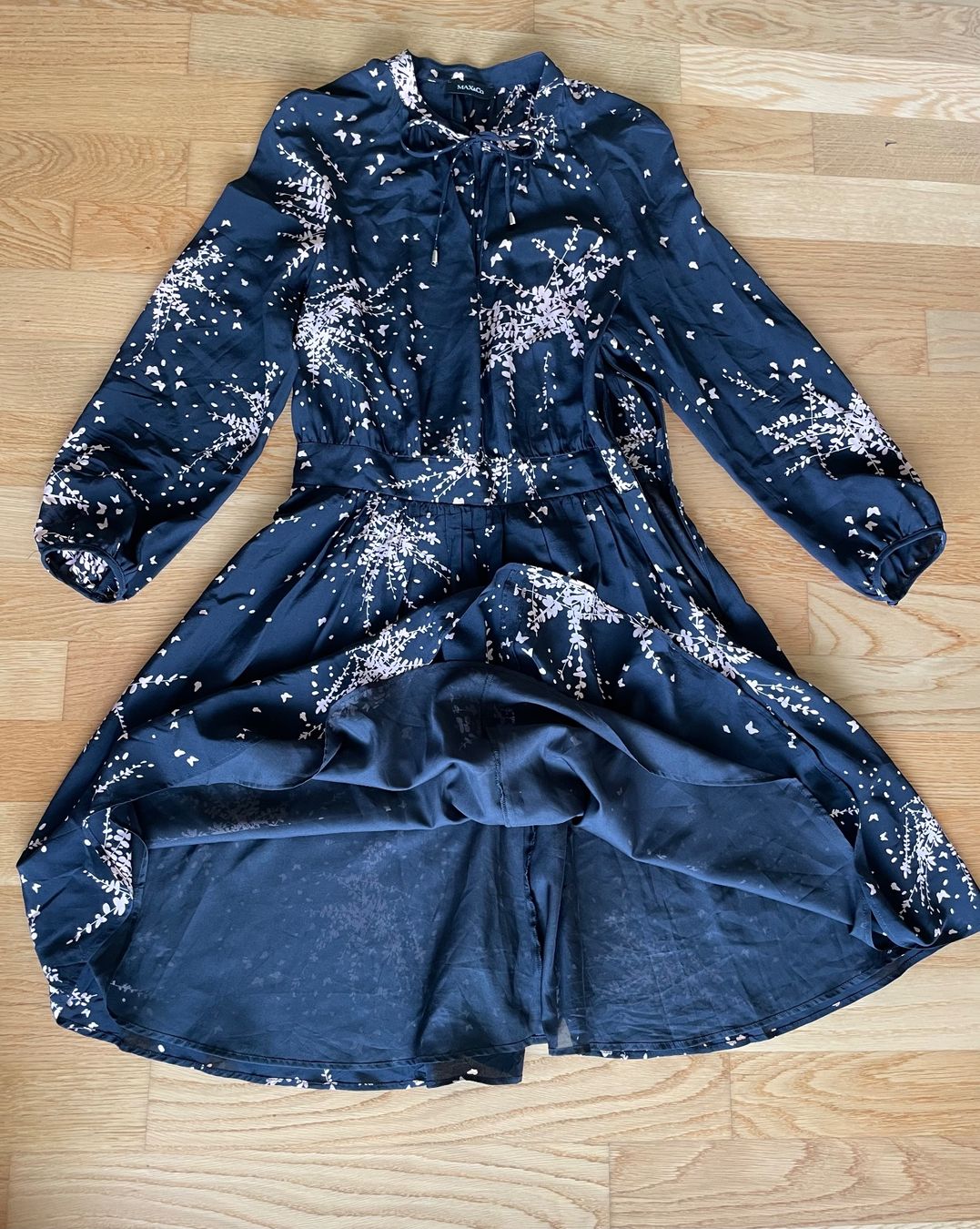 Max Mara Vestiti: Seidenkleid MAX&Co – Usato da Richterswil venduto da IrynaL 2