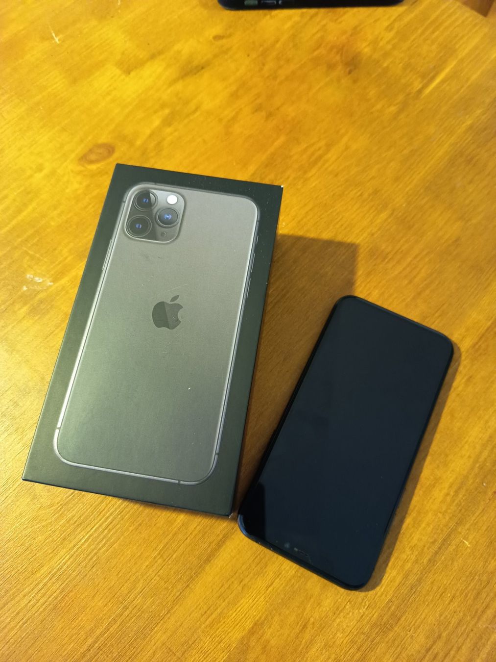 Apple Telefoni cellulari / Smartphones: IPhone 11 pro 256 GB – Difettoso da Uster venduto da soson77 5