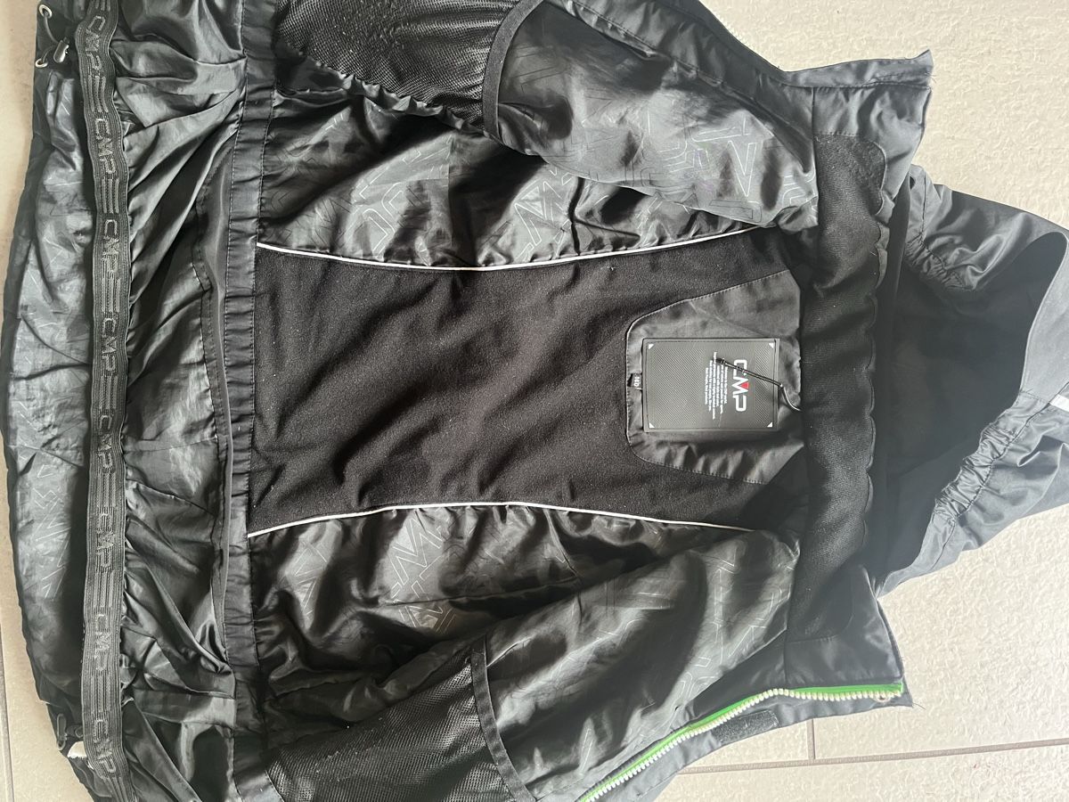 CMP Giacche & Cappotti: CMP Skijacke Kinder Gr. 140 – Usato da Hagneck venduto da Coloco 1