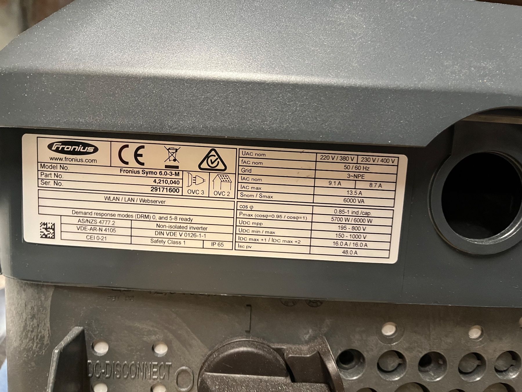 Fronius Inverter: Fronius Symo 6.0-3-M Wechselrichter 6000 VA plus Regler – Usato da Altdorf UR venduto da wakr02 1