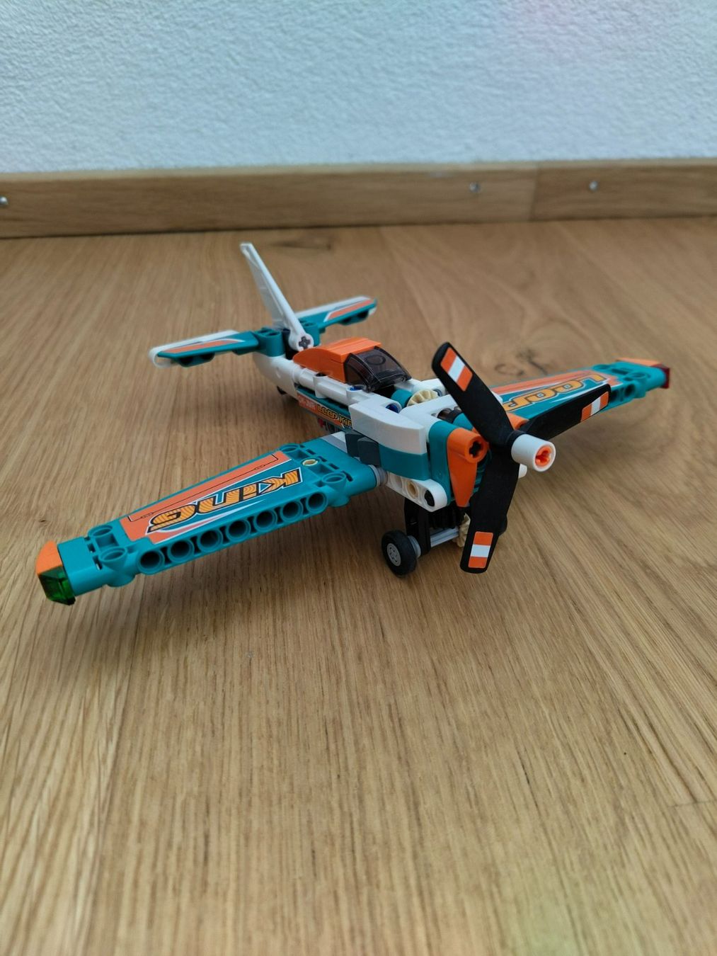 Lego Jouets: LEGO Technic Flugzeug 42117 – Neuf (Voir description) à Schwyz par Balmer92