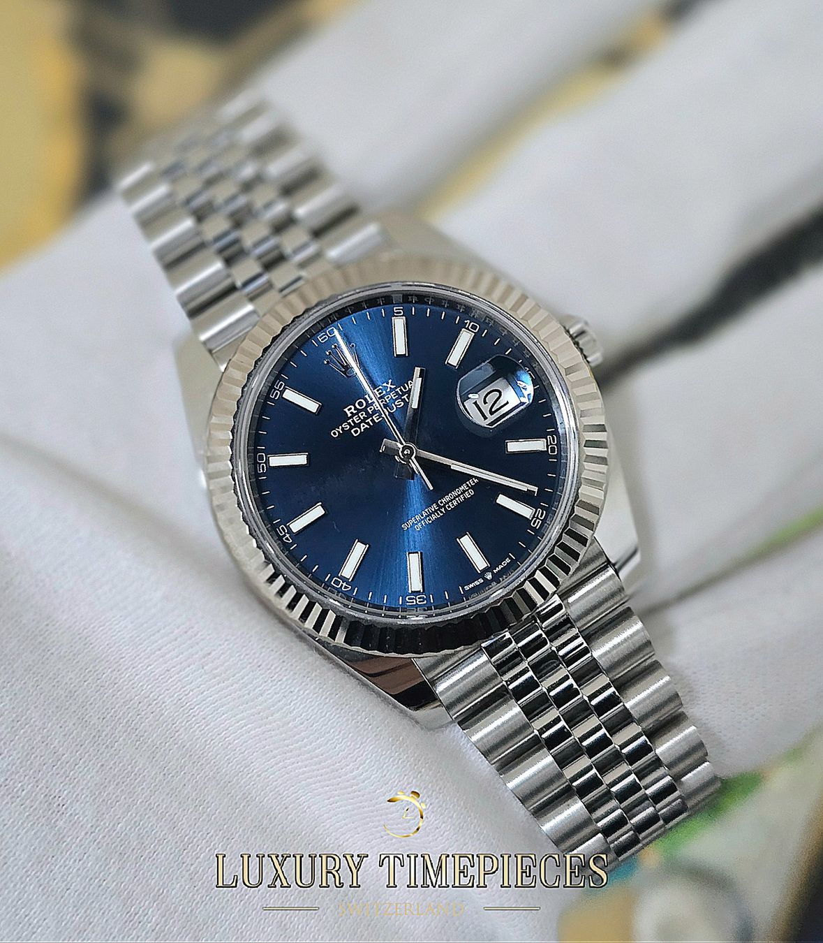 Rolex Montres: ROLEX DATEJUST 41 / BLAU / 2025 / FULL SET – D'occasion à Zuzwil SG par LuxuryTimepieces