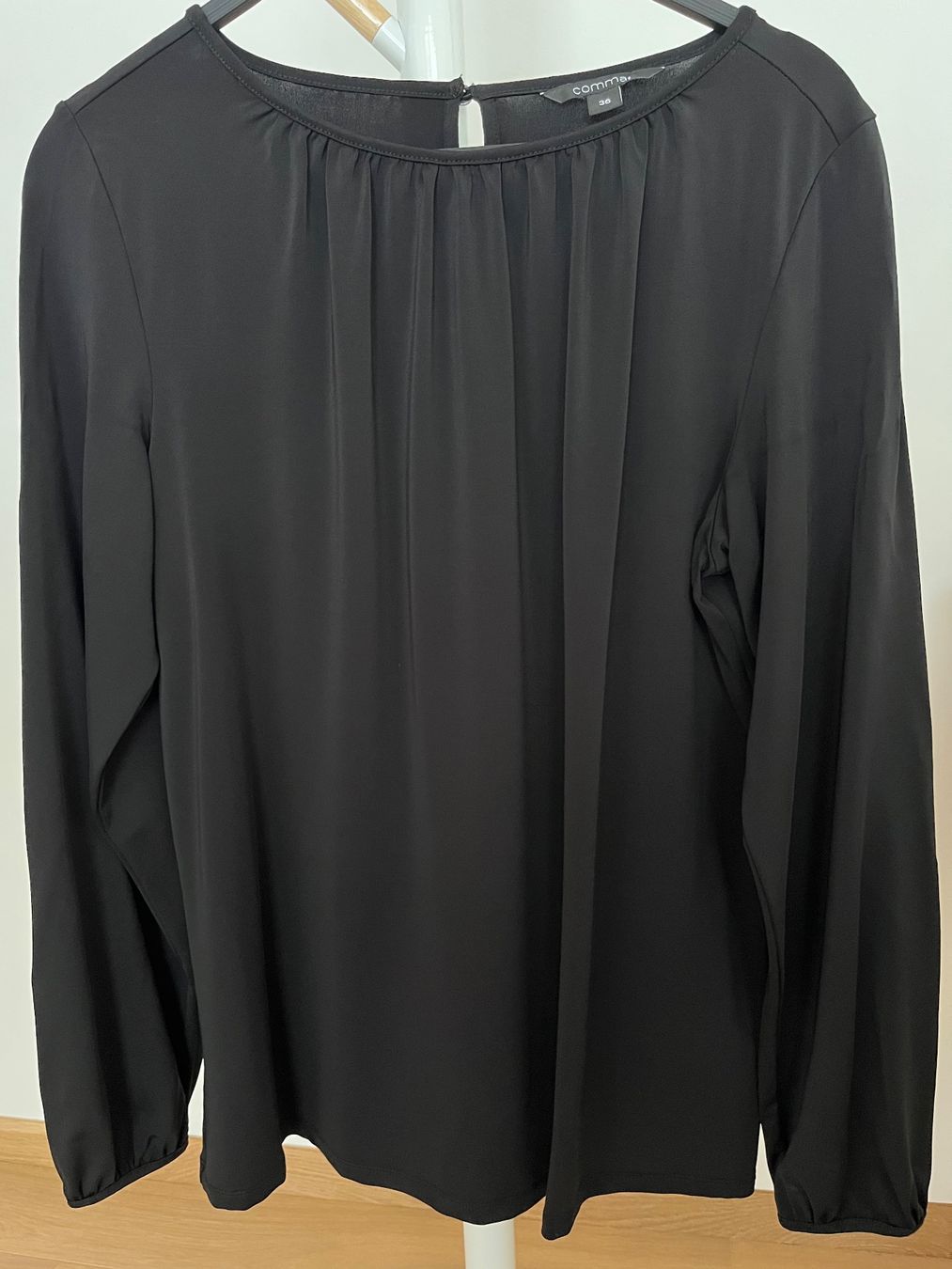 Comma Camicette: Schöne Bluse, Comma, Gr. 36 wie neu! – Nuovo (secondo la descrizione) da St. Moritz venduto da 7000marie
