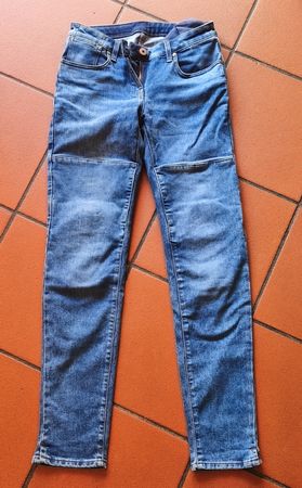 Jeans Dainese donna taglia 27, praticamente NUOVI