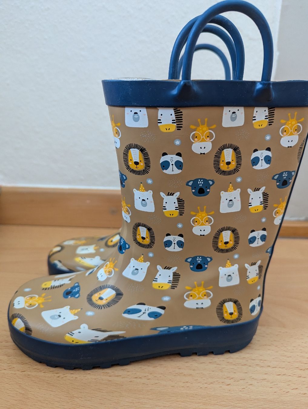 Scarpe per ragazzi: bottes de pluie circo 30 – Nuovo e nell'imballaggio originale da Montreux venduto da dem_gyt9 2