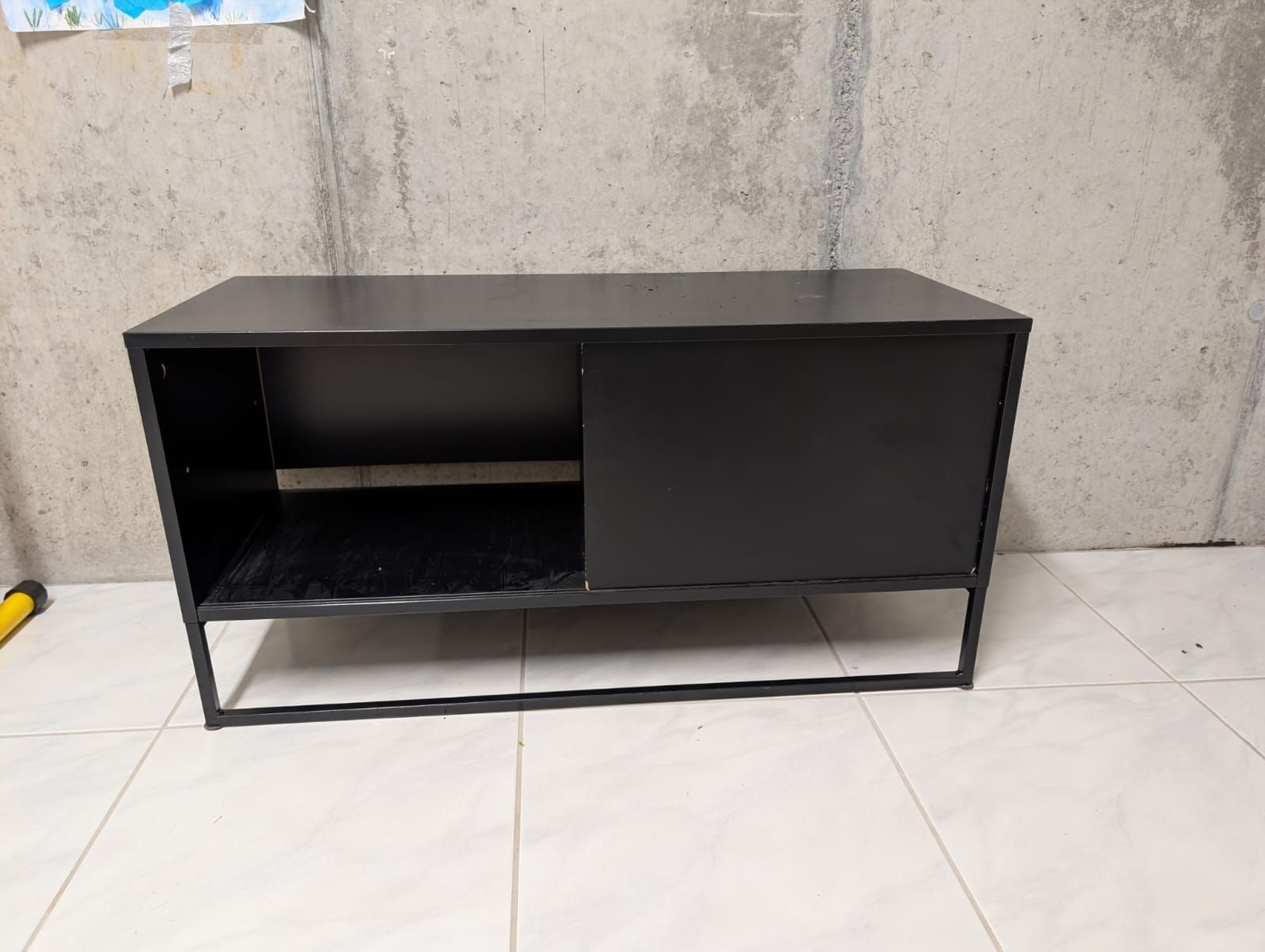 Meubles TV: Kleines Sideboard Schwarz – D'occasion à Ehrendingen par jazjef 2