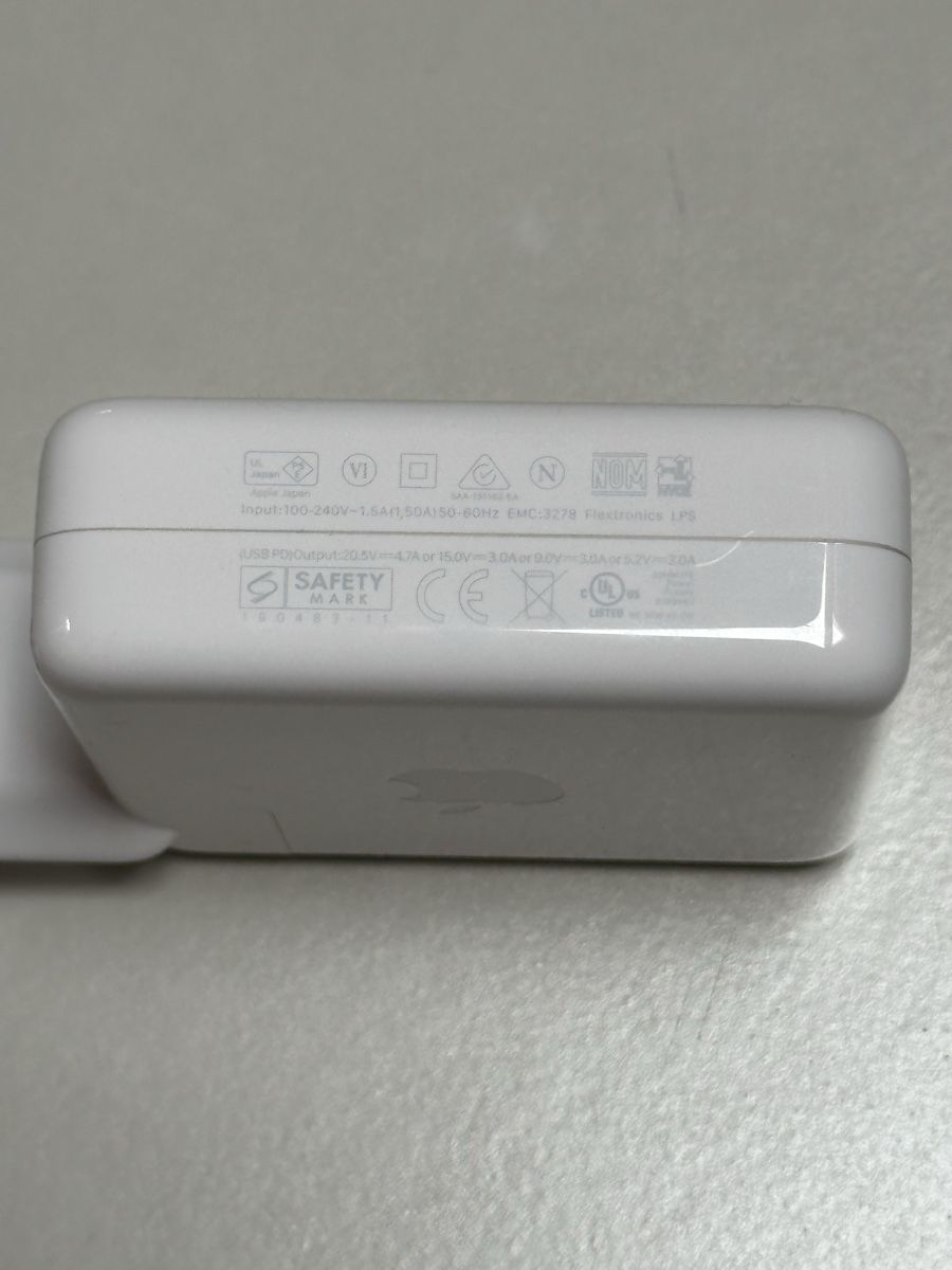 Apple Caricabatterie: Apple 96W USB-C Power Adapter Charger Cable Wire MacBook Pro – Usato da St. Gallen venduto da S_rnw2 3
