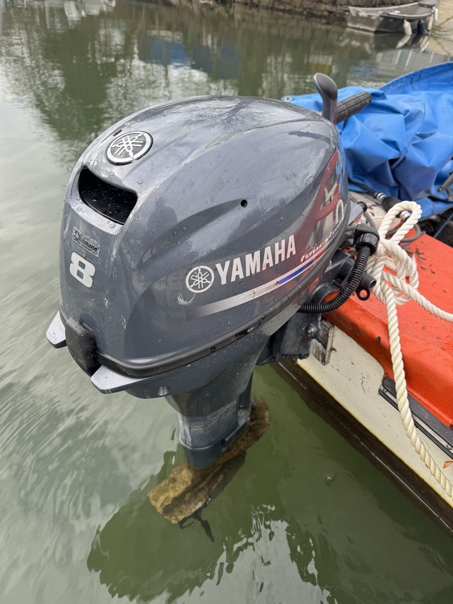 Barche: Motorboot mit 8ps Yamaha – Difettoso da Solothurn venduto da Eduka72 1
