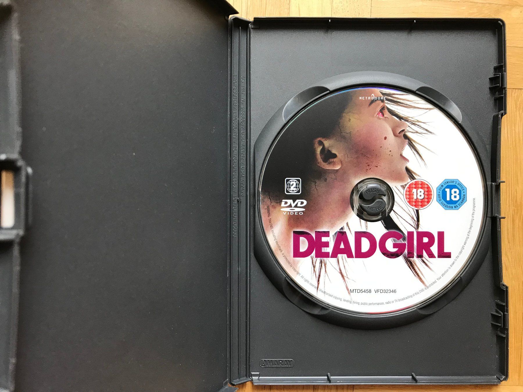 Tutti i DVDs: Deadgirl - DVD – Usato da Zürich venduto da Malcom 1