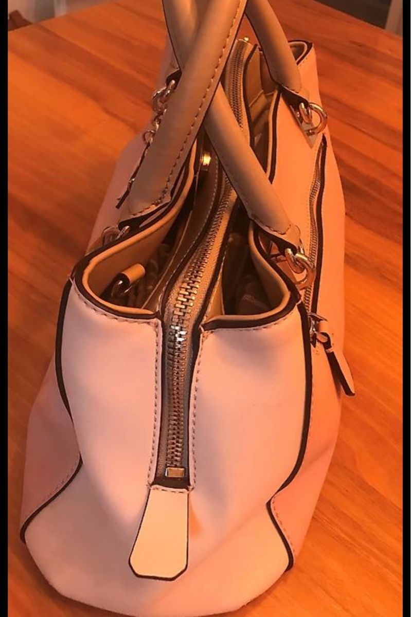 Borse da donna: GUESS  Handtasche – Usato da Altstätten SG venduto da Nik2009 3