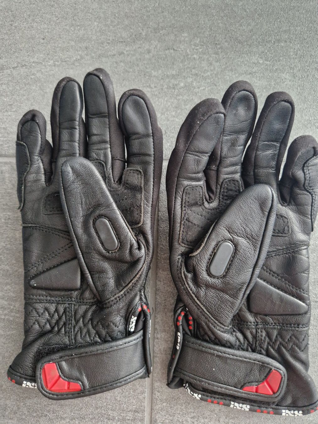 IXS Guanti & manicotti: Vespa-,Motorradhandschuhe – Usato da Kirchberg SG venduto da patbon007 1