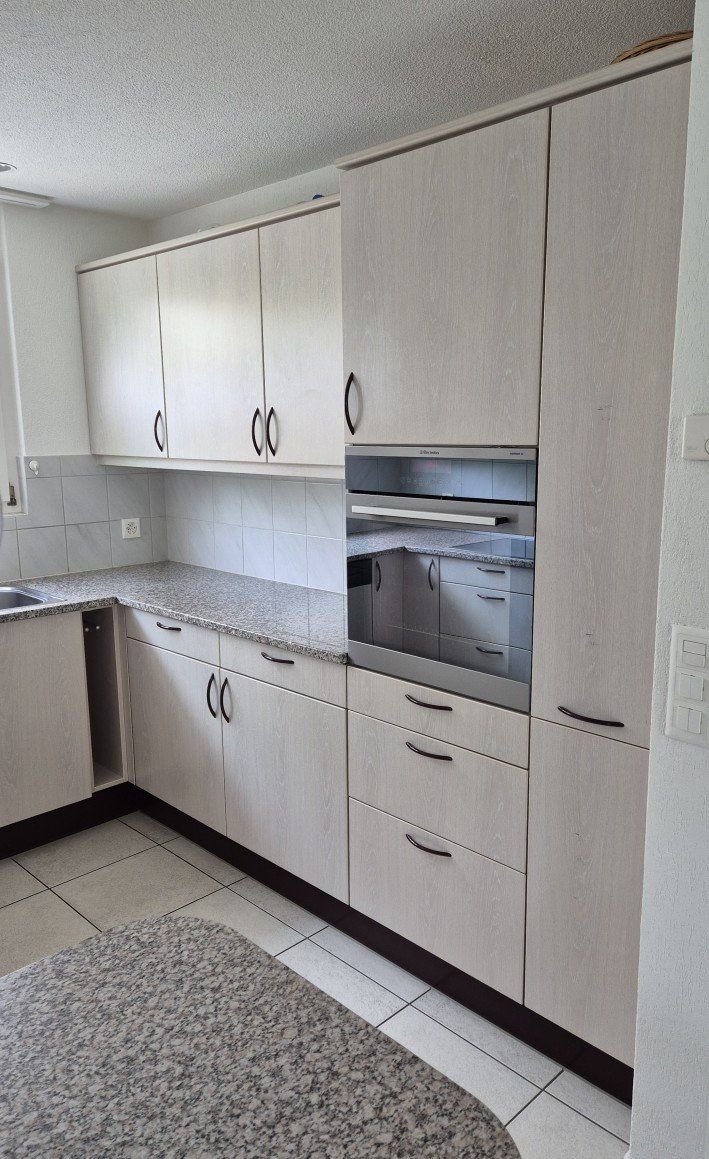 Cucine complete: U-Form Küche gut erhalten – Usato da Niederrohrdorf venduto da luki-05 2
