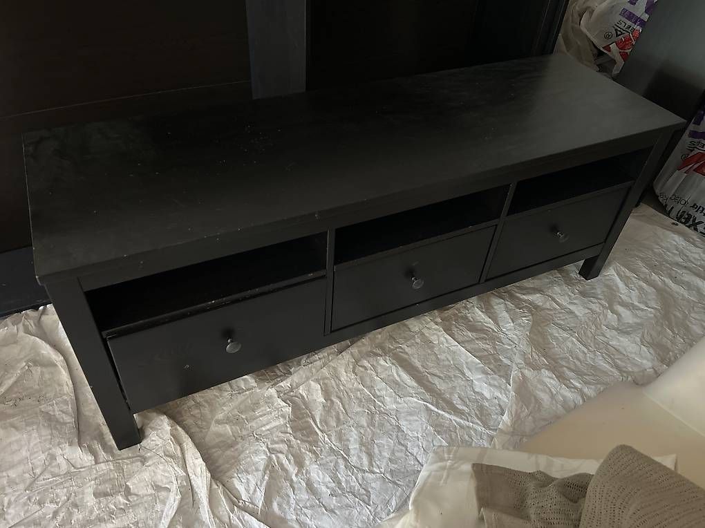 Ikea Mobili TV: Ikea HEMNES Schwarz TVkabinet – Usato da Oberwil BL venduto da moi_5mv5