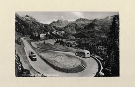 Historische AK Sustenstrasse mit Automobilpostwagen SAURER