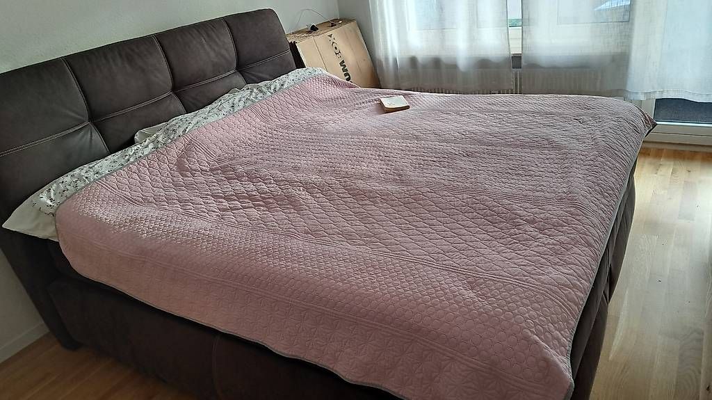 Betten: Großes Boxspringbett 230x180 – Gebraucht aus Füllinsdorf von din_cosic 4