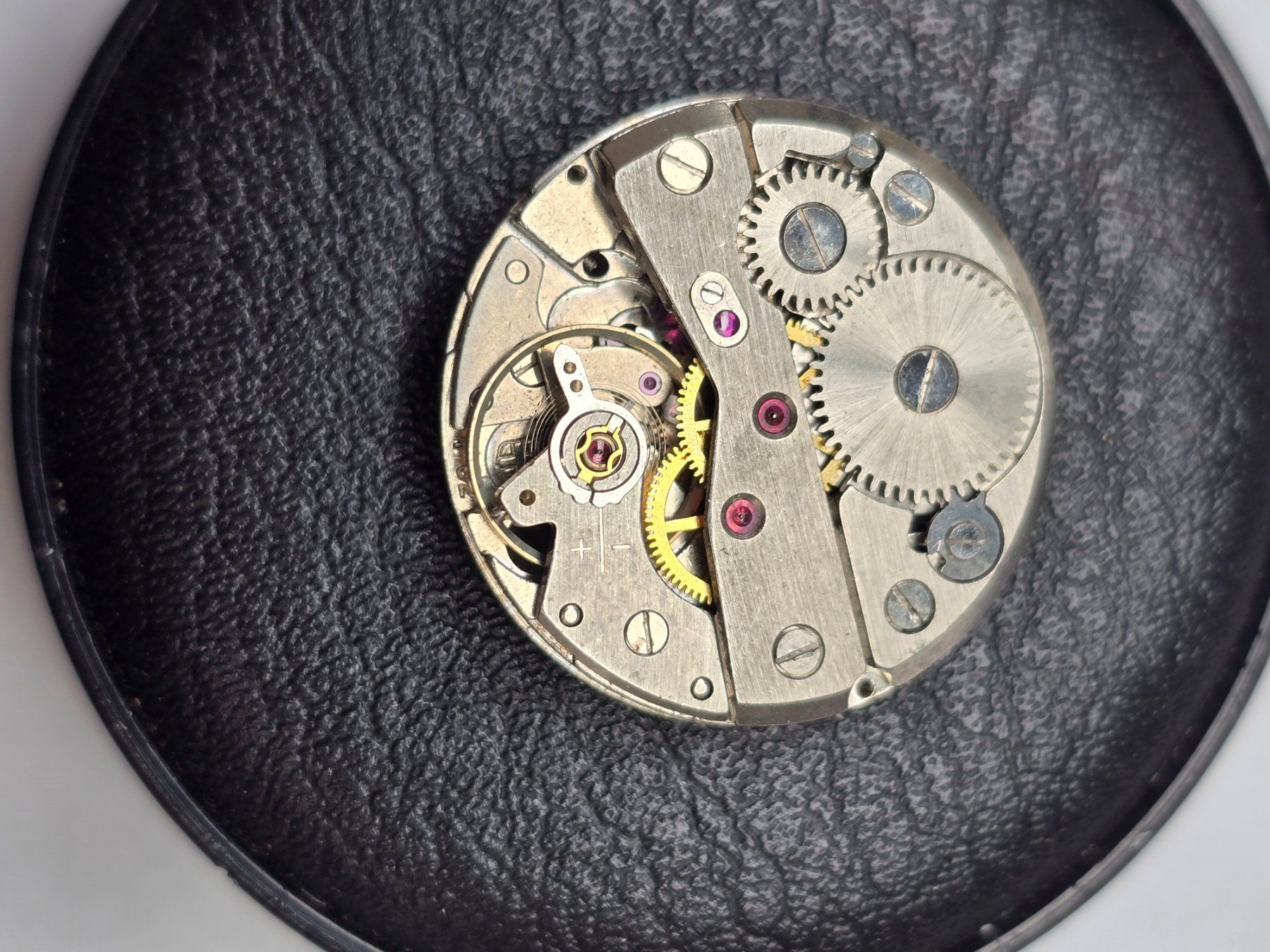 Orologi: Mouvement P62 – Difettoso da Tramelan venduto da Nirdan 1