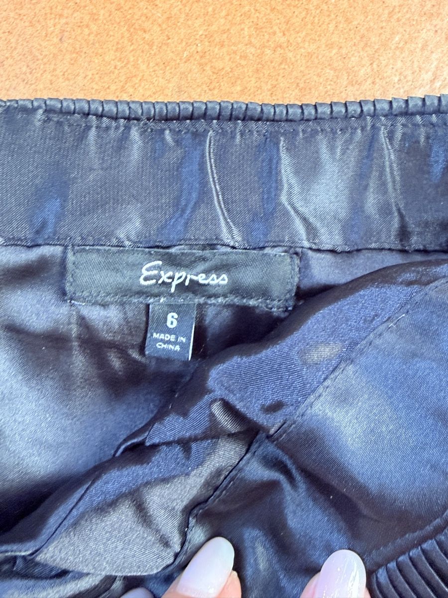 Robes: Mini Abito nero Express taglia S 👗 – Neuf (Voir description) à Bellinzona par bul_mvy5 1