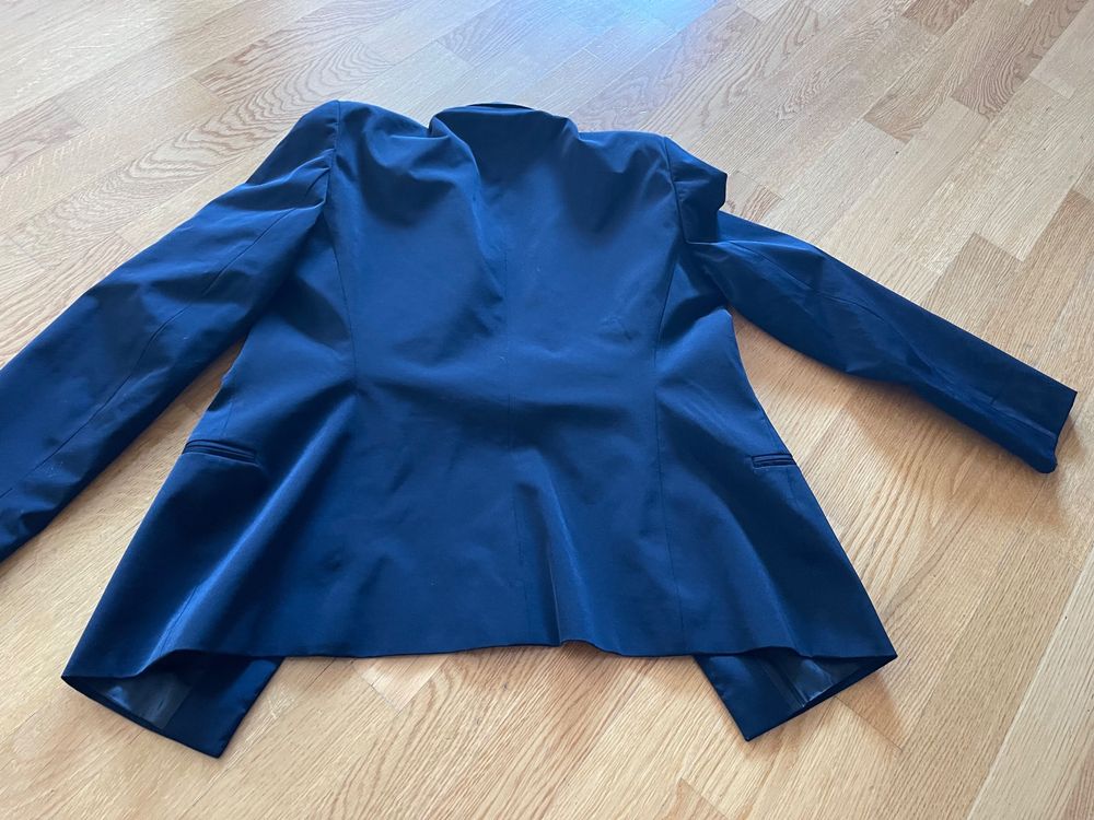 Ensembles & Tailleurs: Blazer Sahzá Blazer Grösse 42 EU  Top Zustand – D'occasion à Rüschlikon par leo_mwz2 9