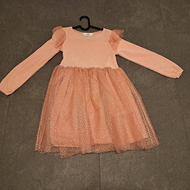 Vestiti & Gonne: Wunderschönes Kleid 134/140 – Usato da Neftenbach venduto da sam_jbb5 1