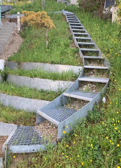 Scale: AUSSENTREPPE Garten – Usato da Eschlikon TG venduto da Giuseppina 1