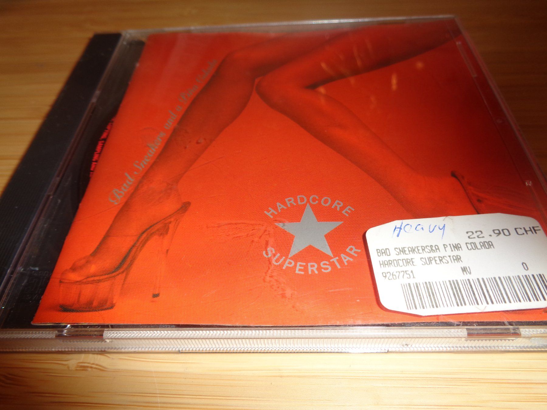CDs: Hardcoresuperstar - Bad Sneakers and a Pina Colada CD – Gebraucht aus Olten von Disc-Ausverkauf